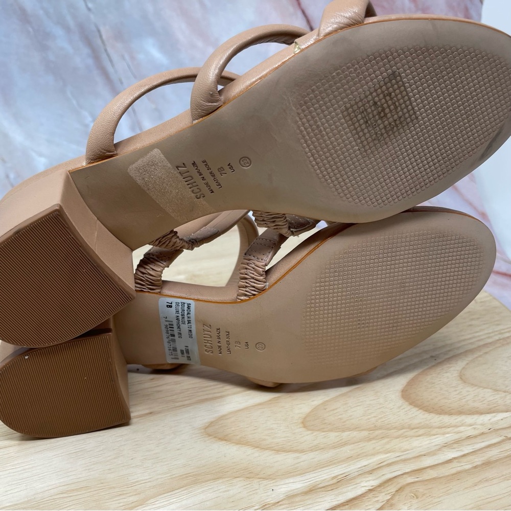 Schutz Olly Leather Block Heel Sandals Nude Sz 7 New - Picture 8 of 11